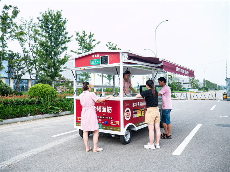 移动餐车
